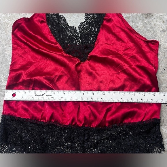 Small‎ Vintage Red and Black Lingerie One Piece Lace and Satin Sexy Romantic - Picture 5 of 6